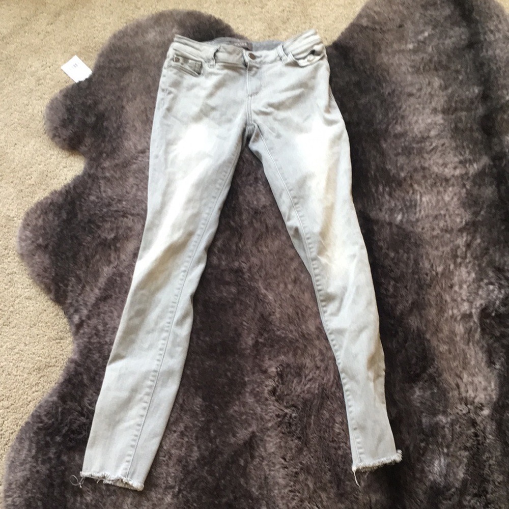 Grey jeans